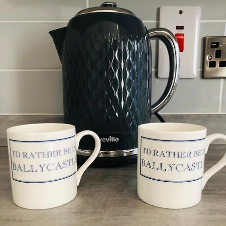 Ballycastle Town Centre Studio Apartment 外观 照片